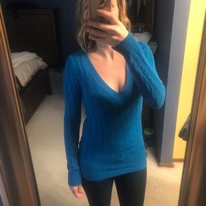 American Eagle teal vneck sweater